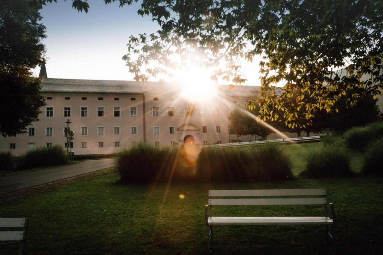 Cma Stift Ossiach Hotel Exterior photo